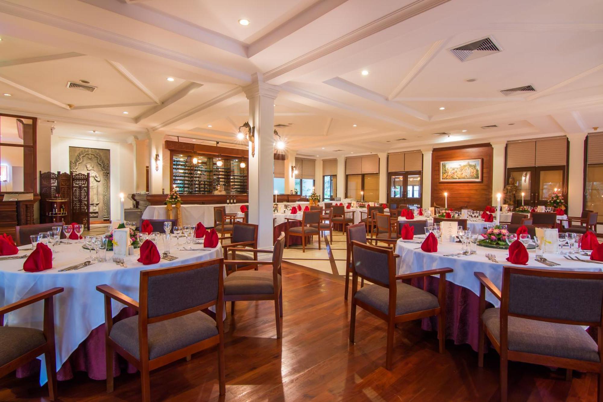 Angkor Palace Suite & Villa Siem Reap Luaran gambar