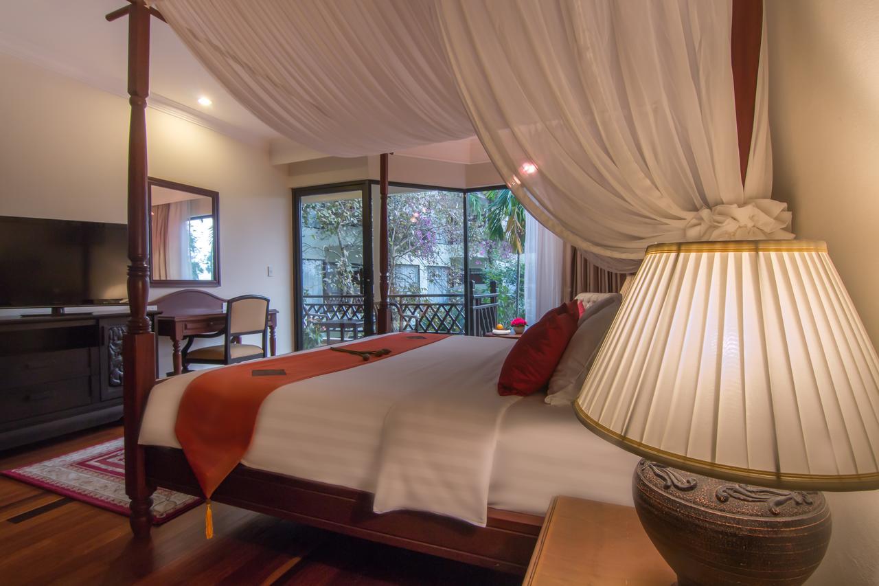 Angkor Palace Suite & Villa Siem Reap Luaran gambar