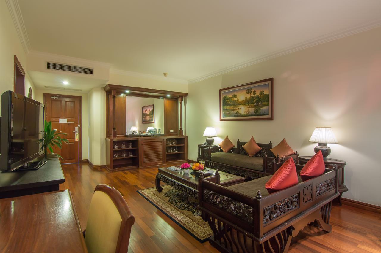 Angkor Palace Suite & Villa Siem Reap Luaran gambar
