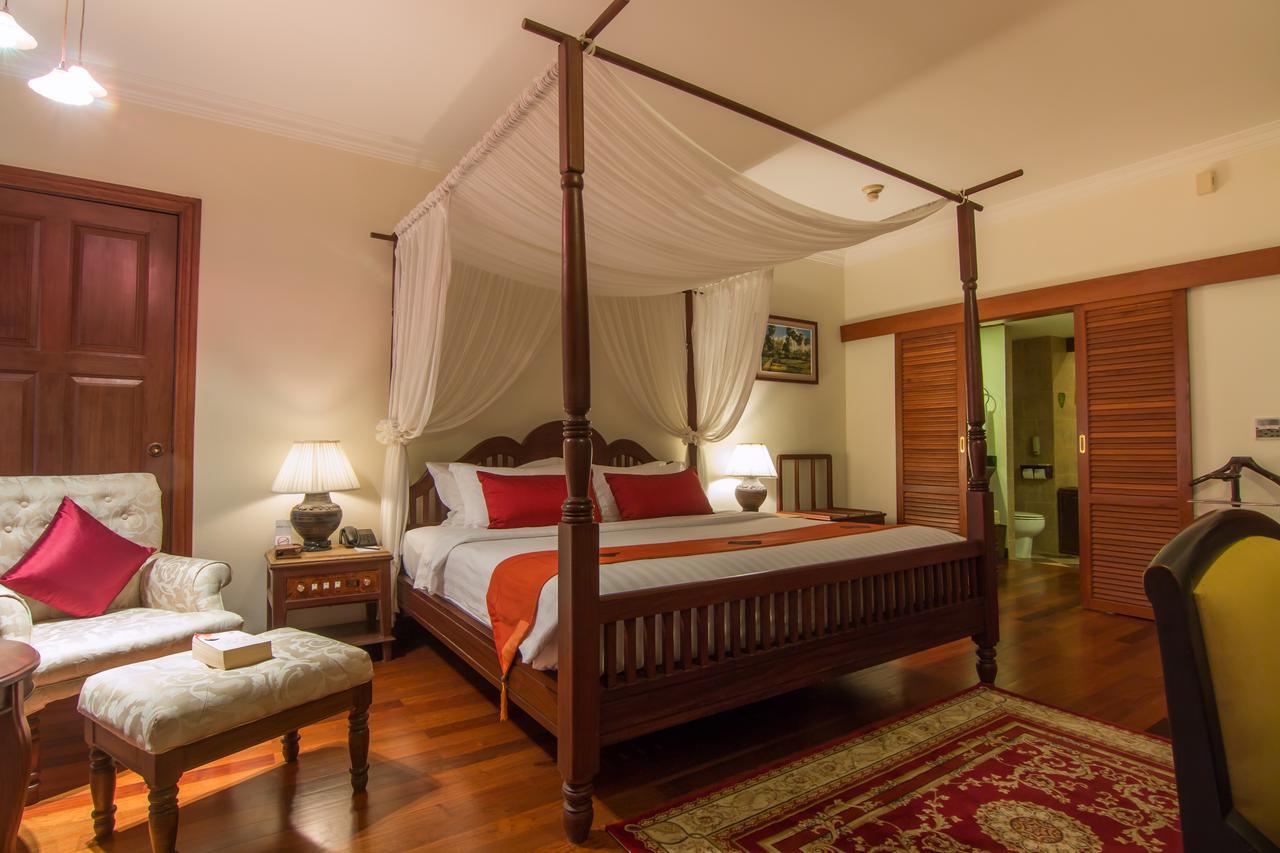 Angkor Palace Suite & Villa Siem Reap Luaran gambar