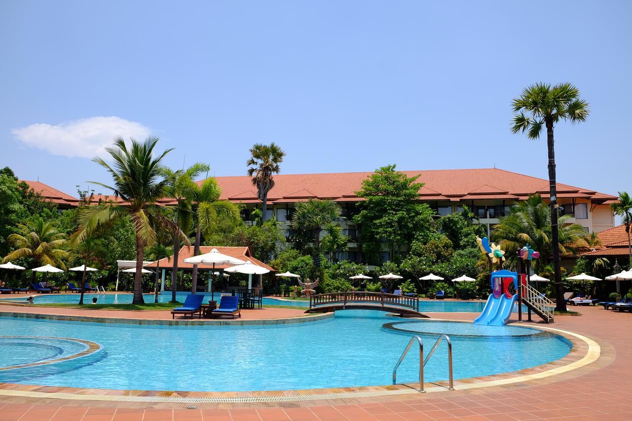 Angkor Palace Suite & Villa Siem Reap Luaran gambar