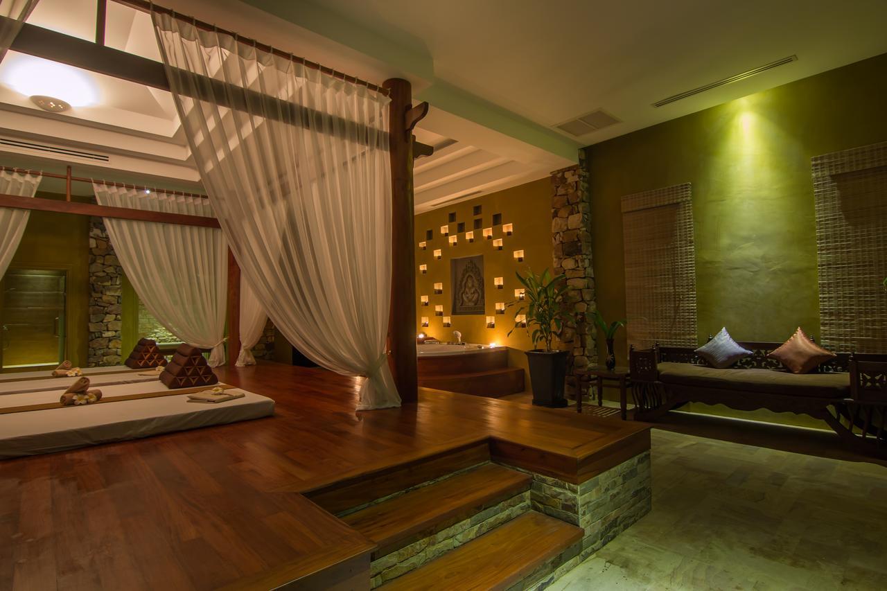 Angkor Palace Suite & Villa Siem Reap Luaran gambar